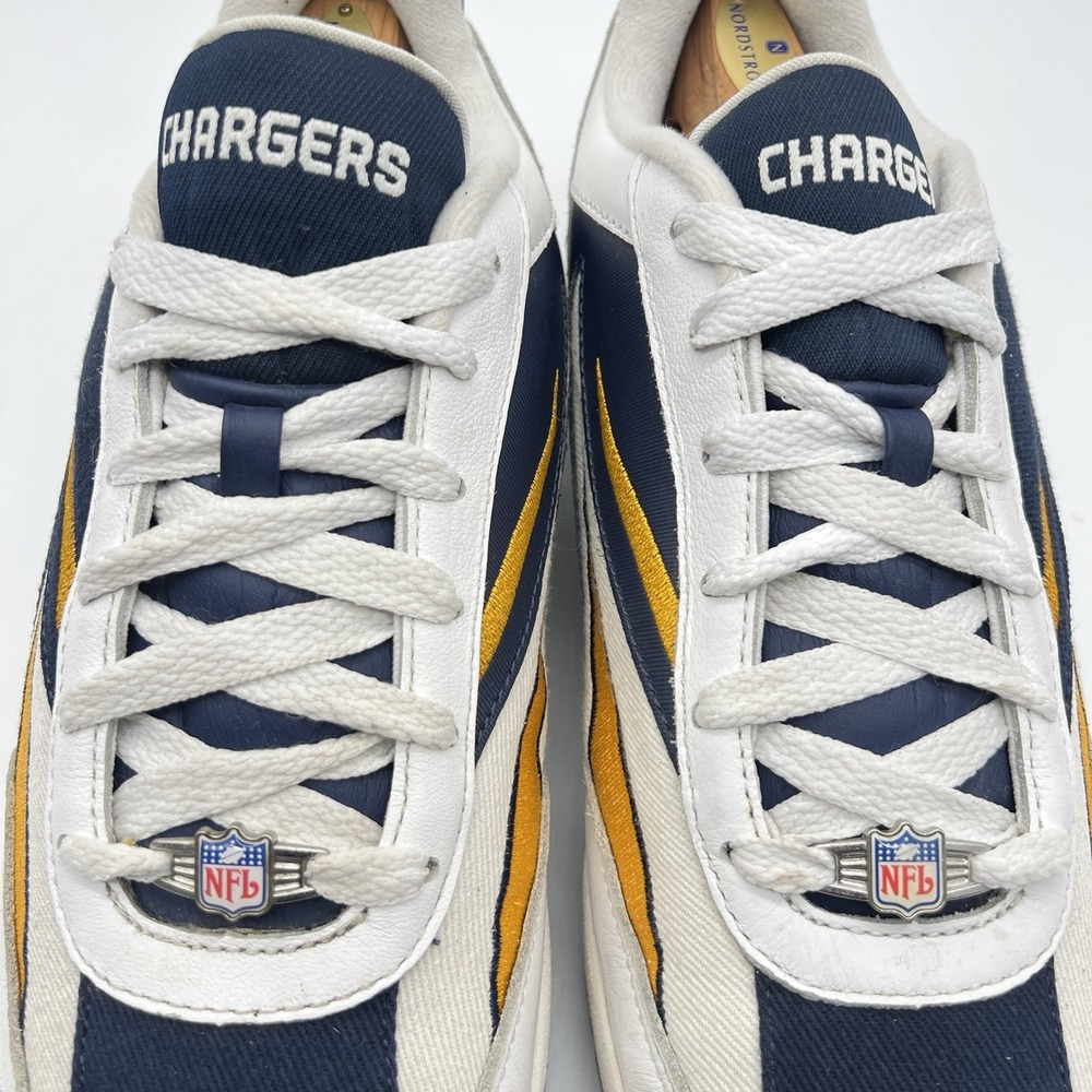 VTG Reebok NFL San Diego Chargers  Football Sneakers Athletic Shoes  Men Sz 12 - Picture 5 of 9